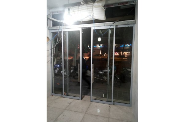 شرکت ایمن جام پیروزان بزرگترین فروشگاه انلاین صنعت شیشه
